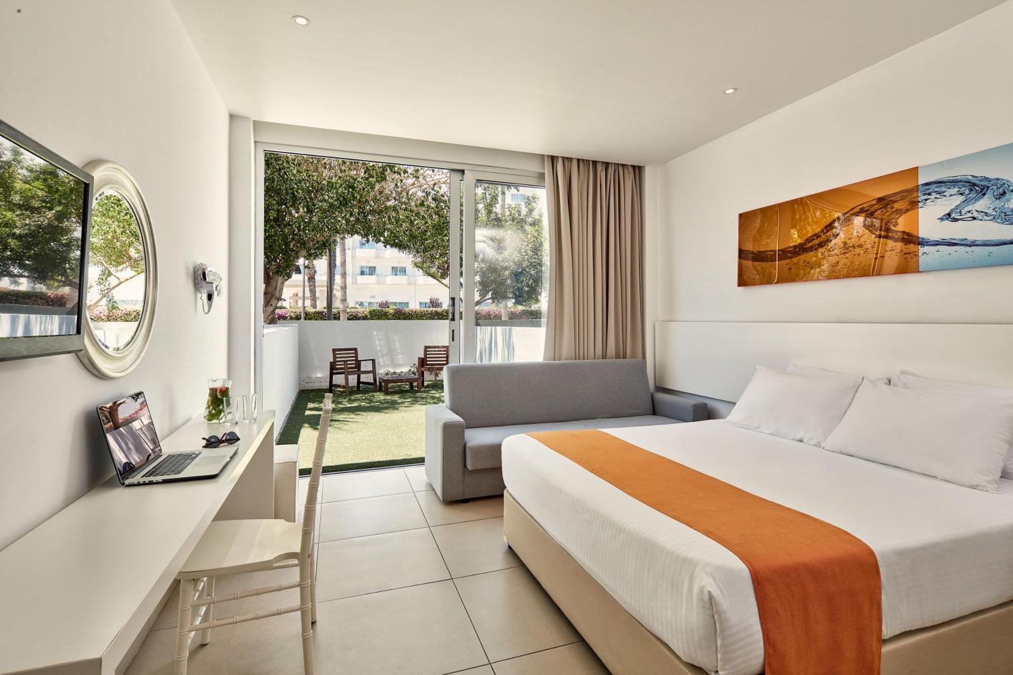 Atlantica Sancta Napa Hotel Ajía Nápa Kültér fotó