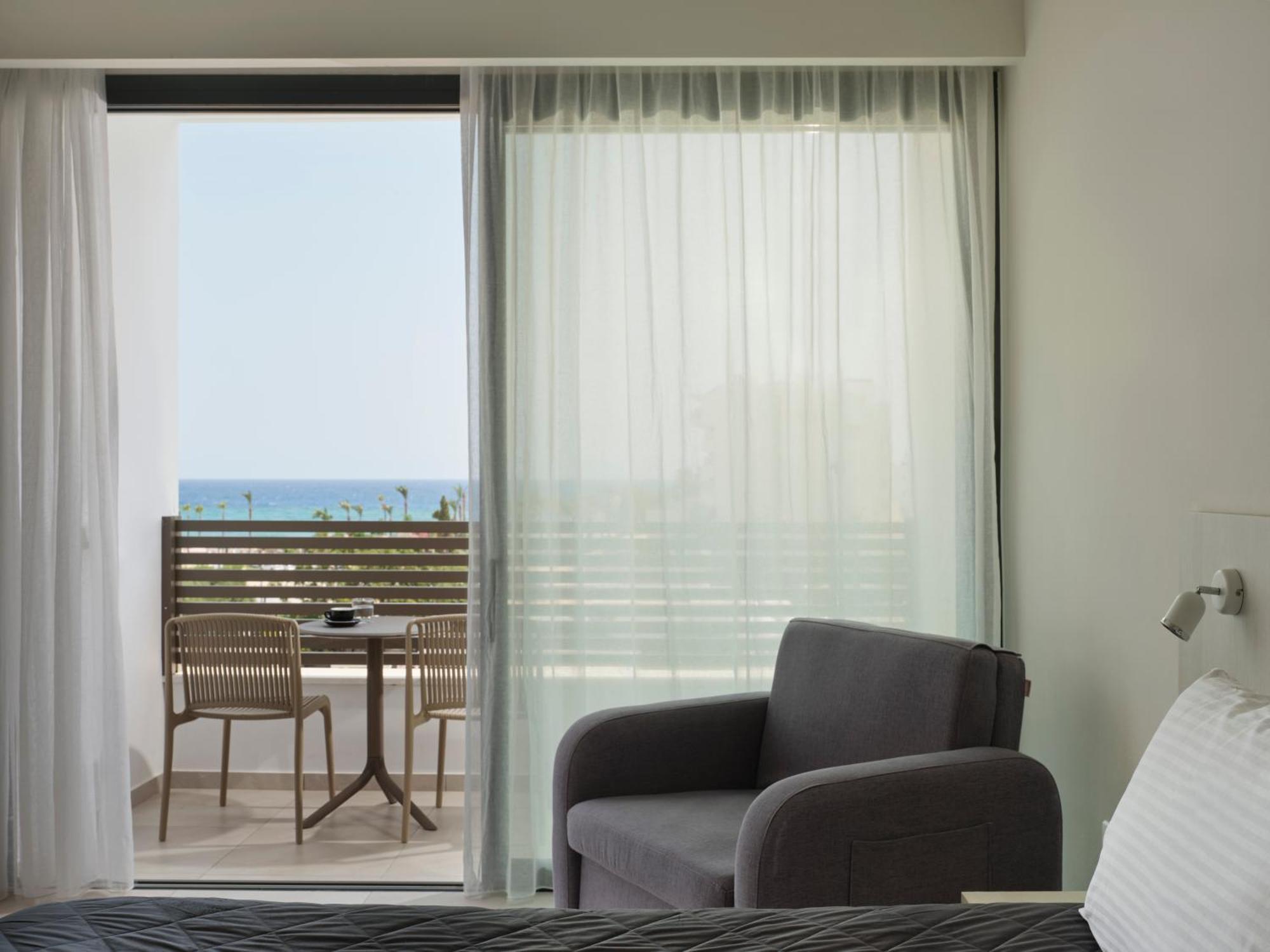 Atlantica Sancta Napa Hotel Ajía Nápa Kültér fotó