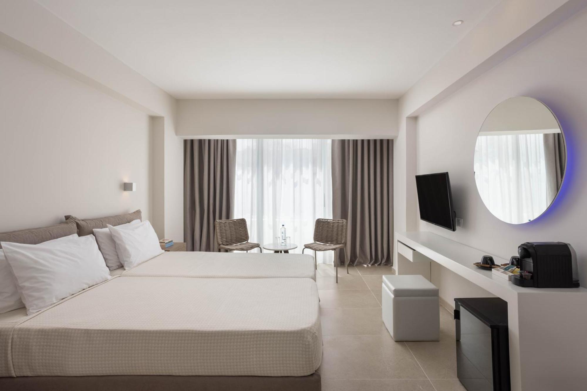 Atlantica Sancta Napa Hotel Ajía Nápa Kültér fotó