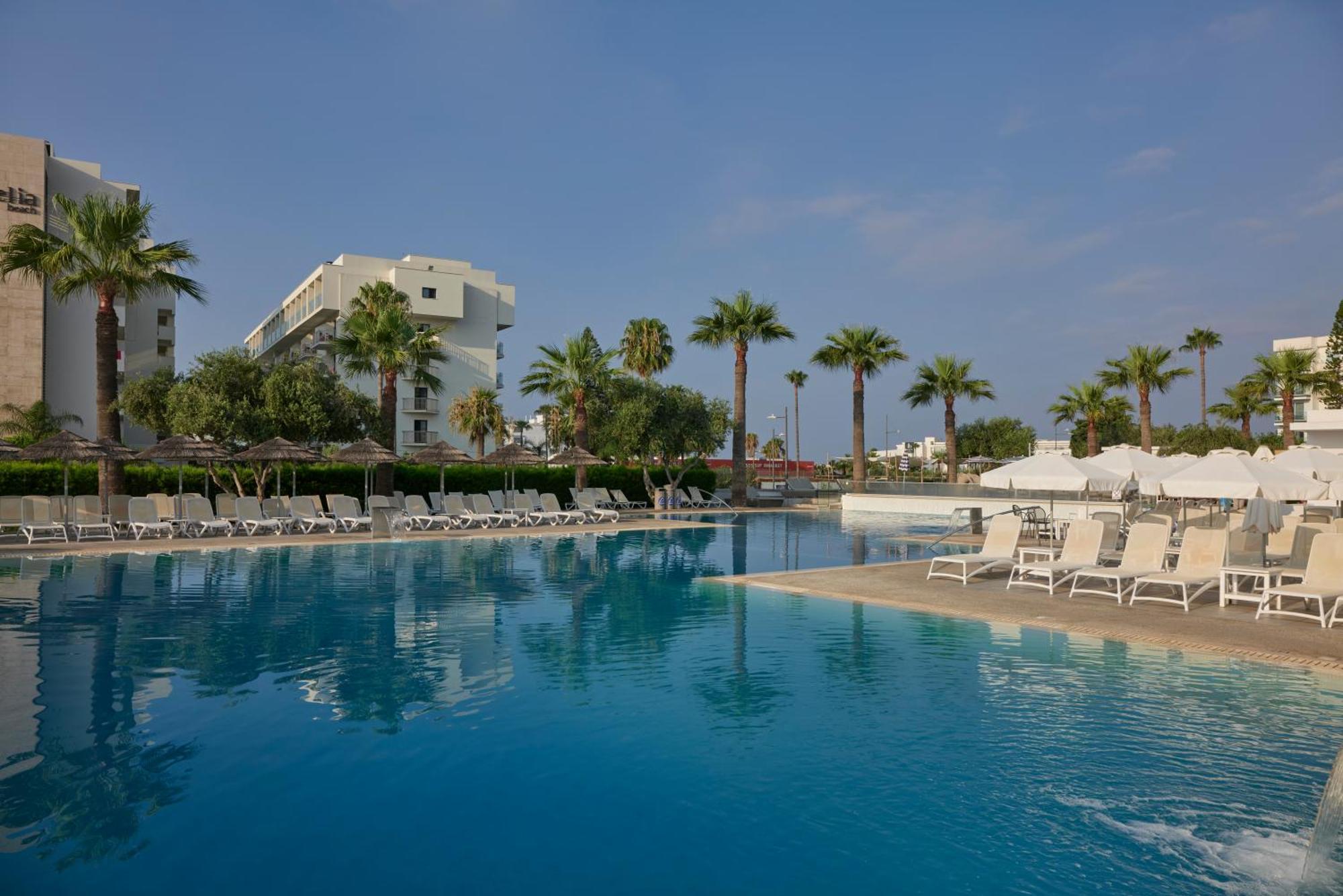 Atlantica Sancta Napa Hotel Ajía Nápa Kültér fotó