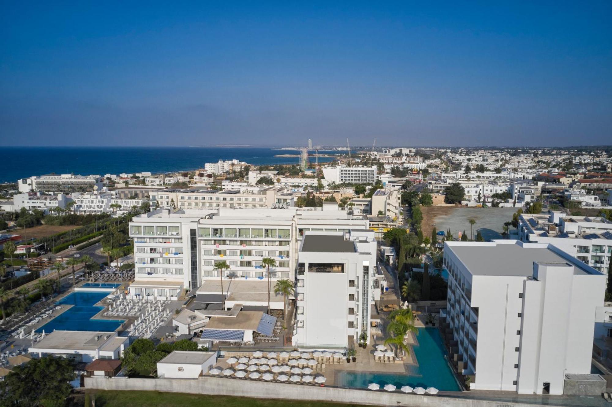 Atlantica Sancta Napa Hotel Ajía Nápa Kültér fotó